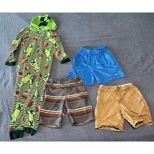 Lot Of Mixed Boys Clothing Size 6. Nike, Cat &Jack, Minecraft Etc.‎